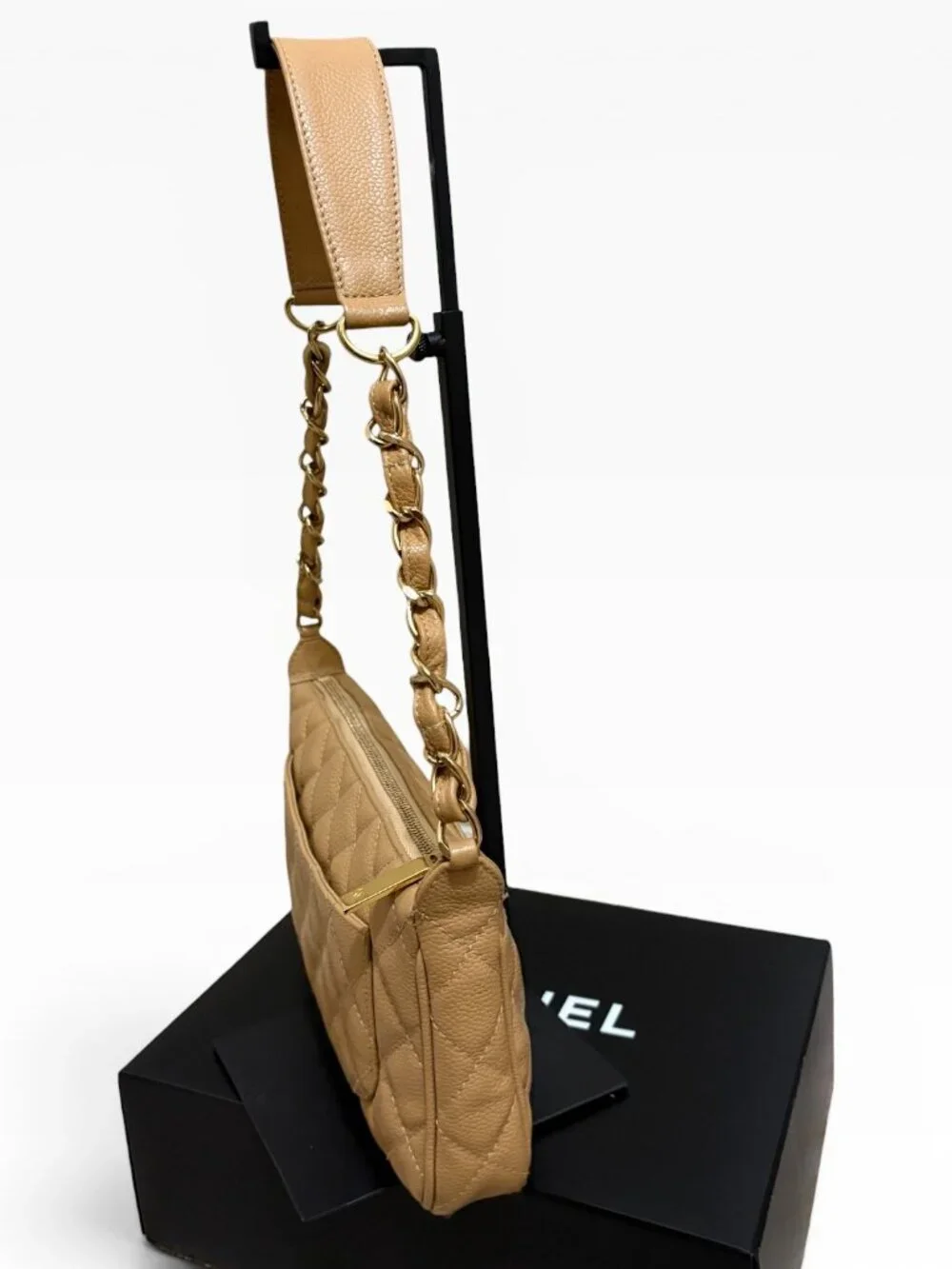 CHANEL authentic timeless